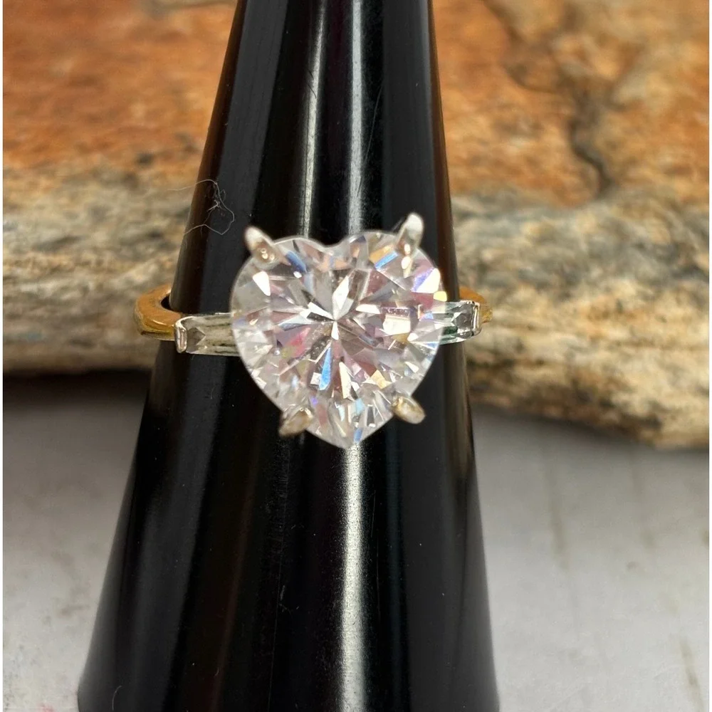 Vintage Heart Cut Cubic Zirconia Gold Silver Statement Ring sz 7 Baguette P167‎